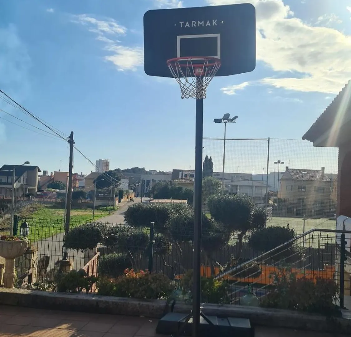 Casa Rustica Con Piscina Y Jardin Vila Pineda de Mar Casa de Férias